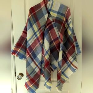 Large square scarf/shawl